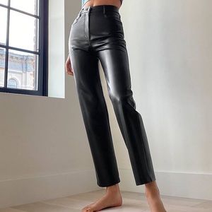 Aritzia Melina Pant - Black - Size 8
